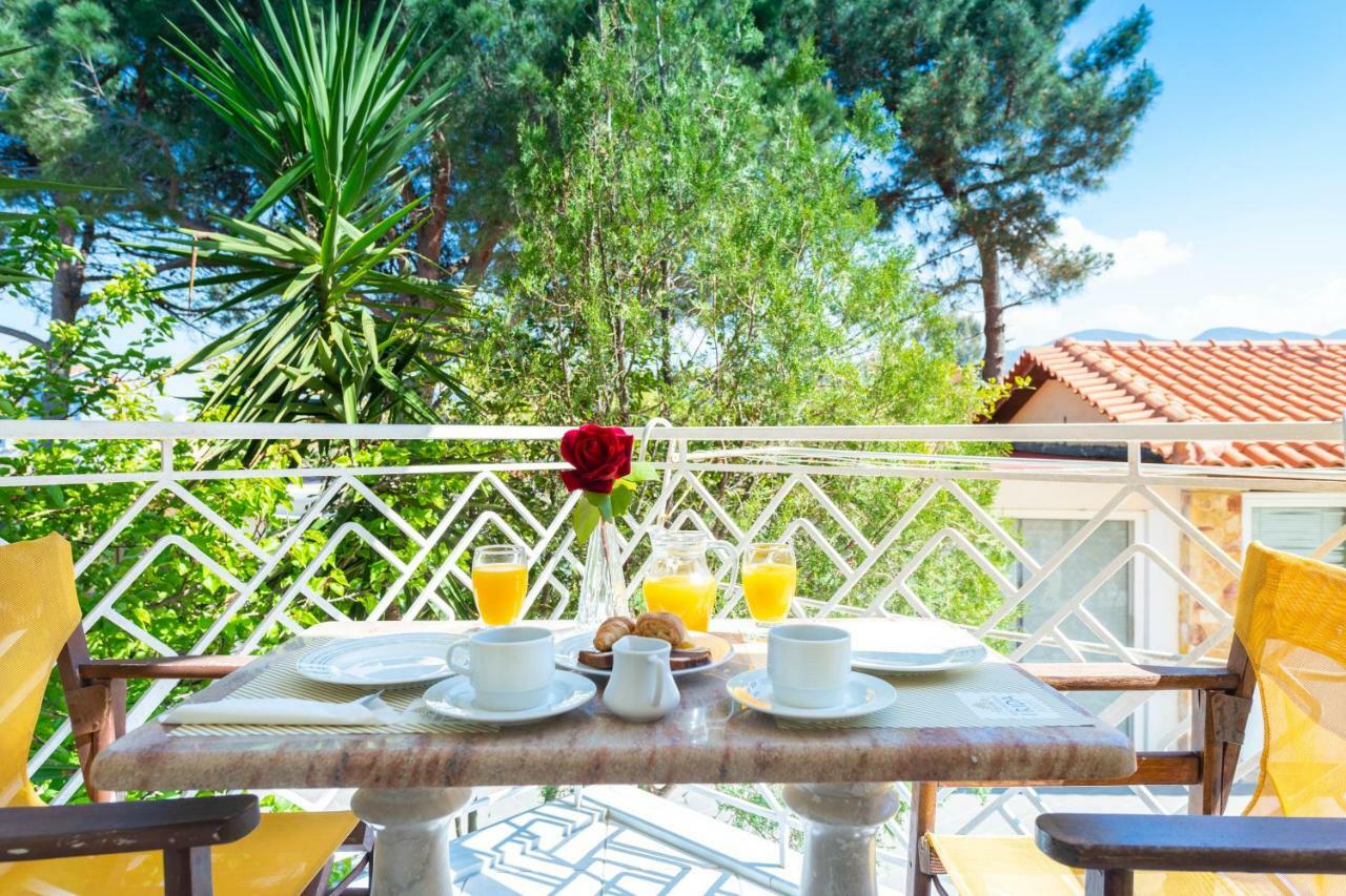 Irida Beach Resort Suites Kyparissia Buitenkant foto